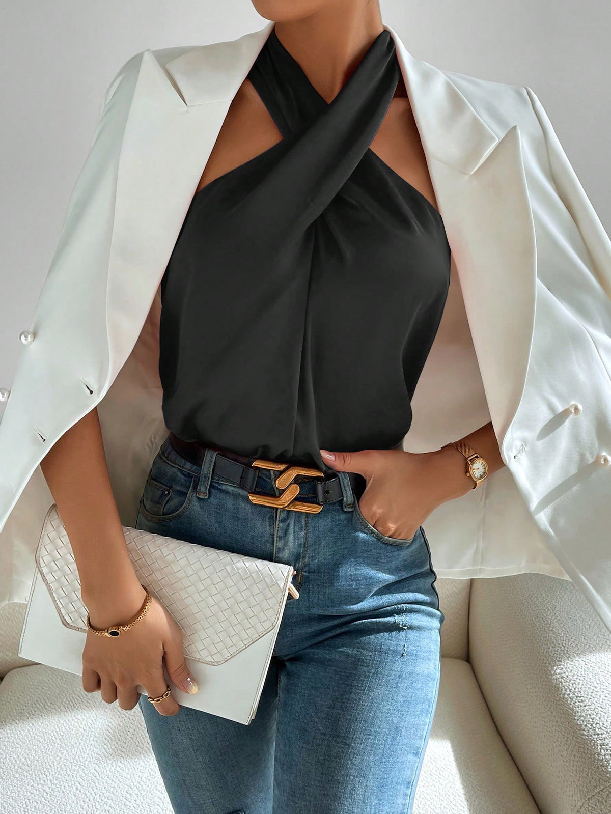 Chiquease Solid Halter Neck Top