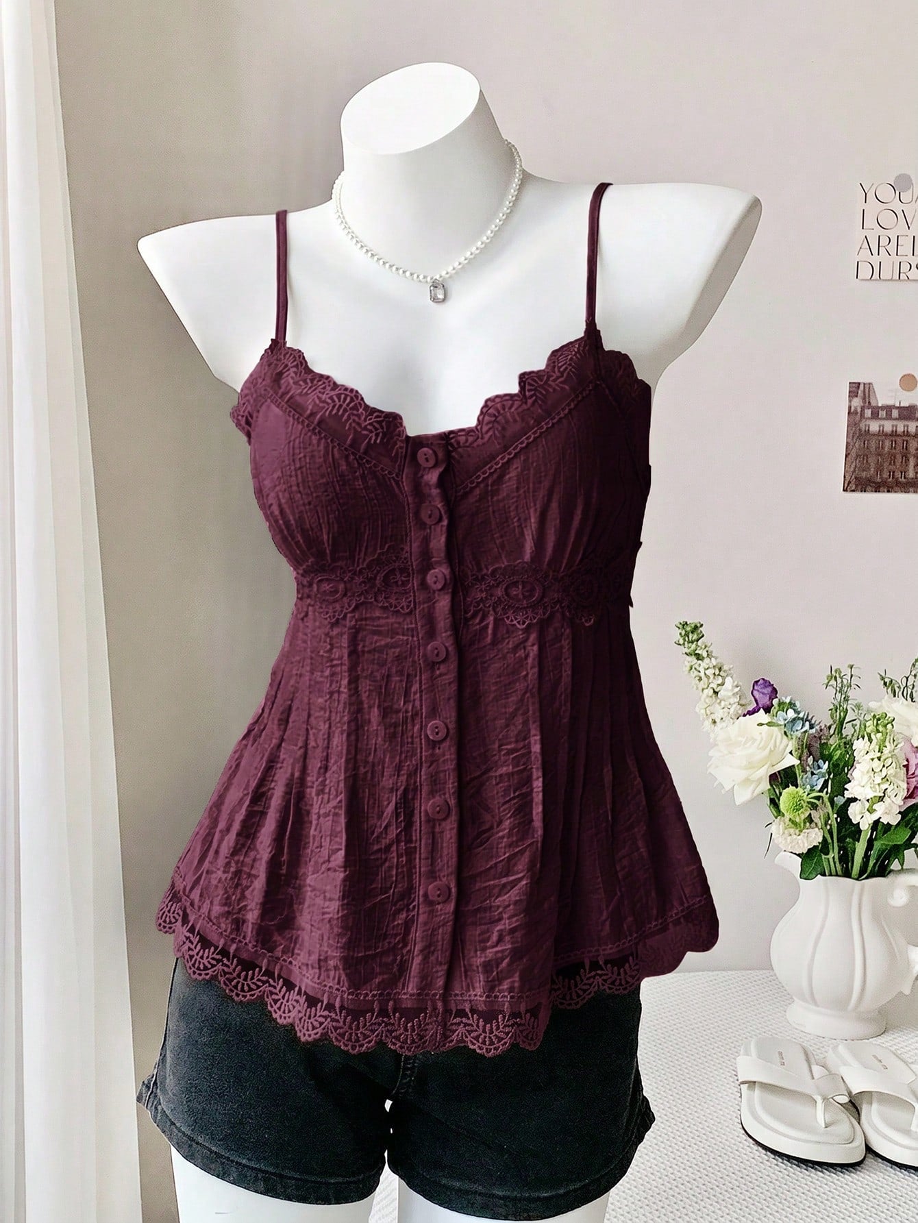 Comfortcana Women's Solid Color Contrast Lace Single-Breasted Camisole Top