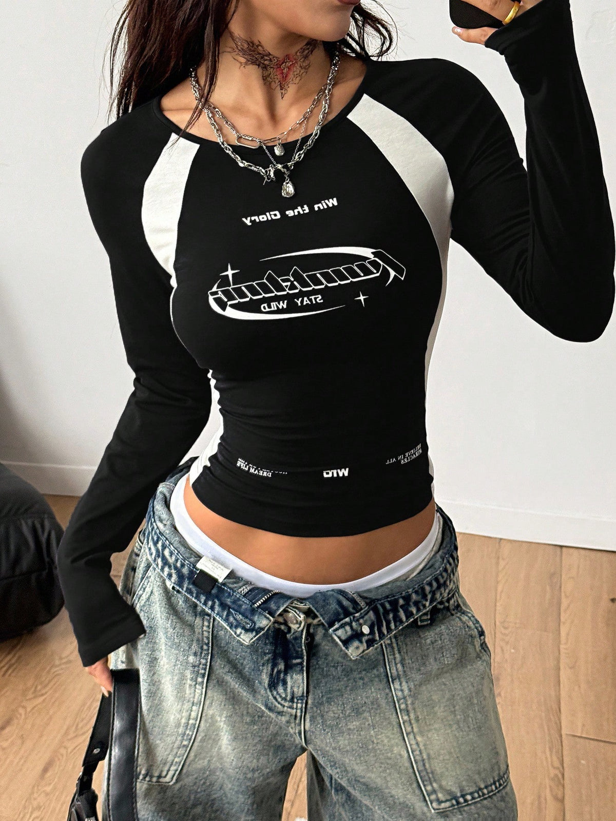 Coolane Women's Winter/Fall Streetwear Casual Game Day Preppy Back To School Casual Cotton Color-Blocked Black Round Neck Long Sleeve Tees,Black Top