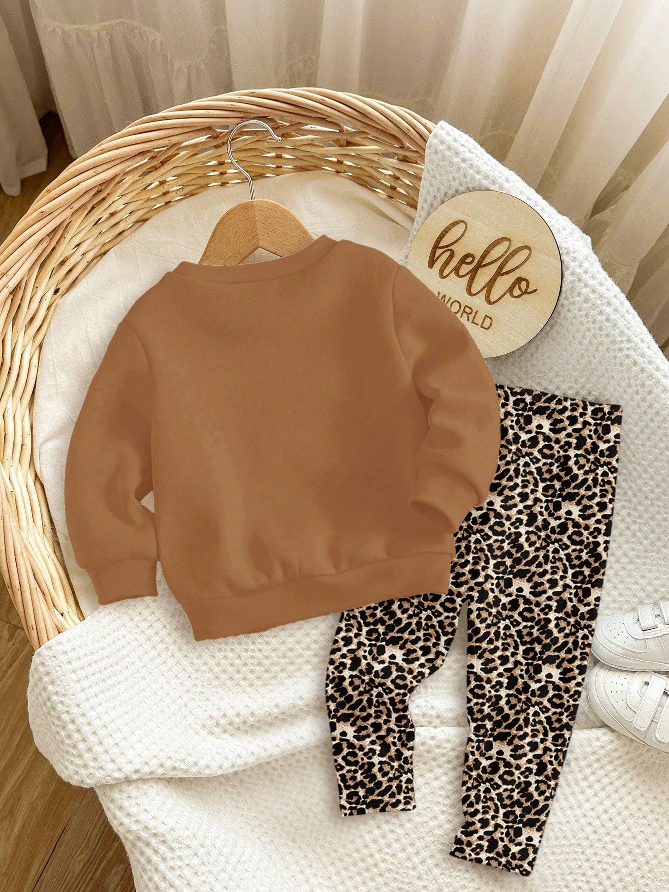 Coral Pink, Cute Heart Letter Mama'girl❤, Baby Girl Casual Comfortable Soft Thickened Warm Crew Neck Long Sleeve Sweatshirt Leggings Suitable For Autumn/Winter Daily, Cozy Season, Stylish Baby Girl