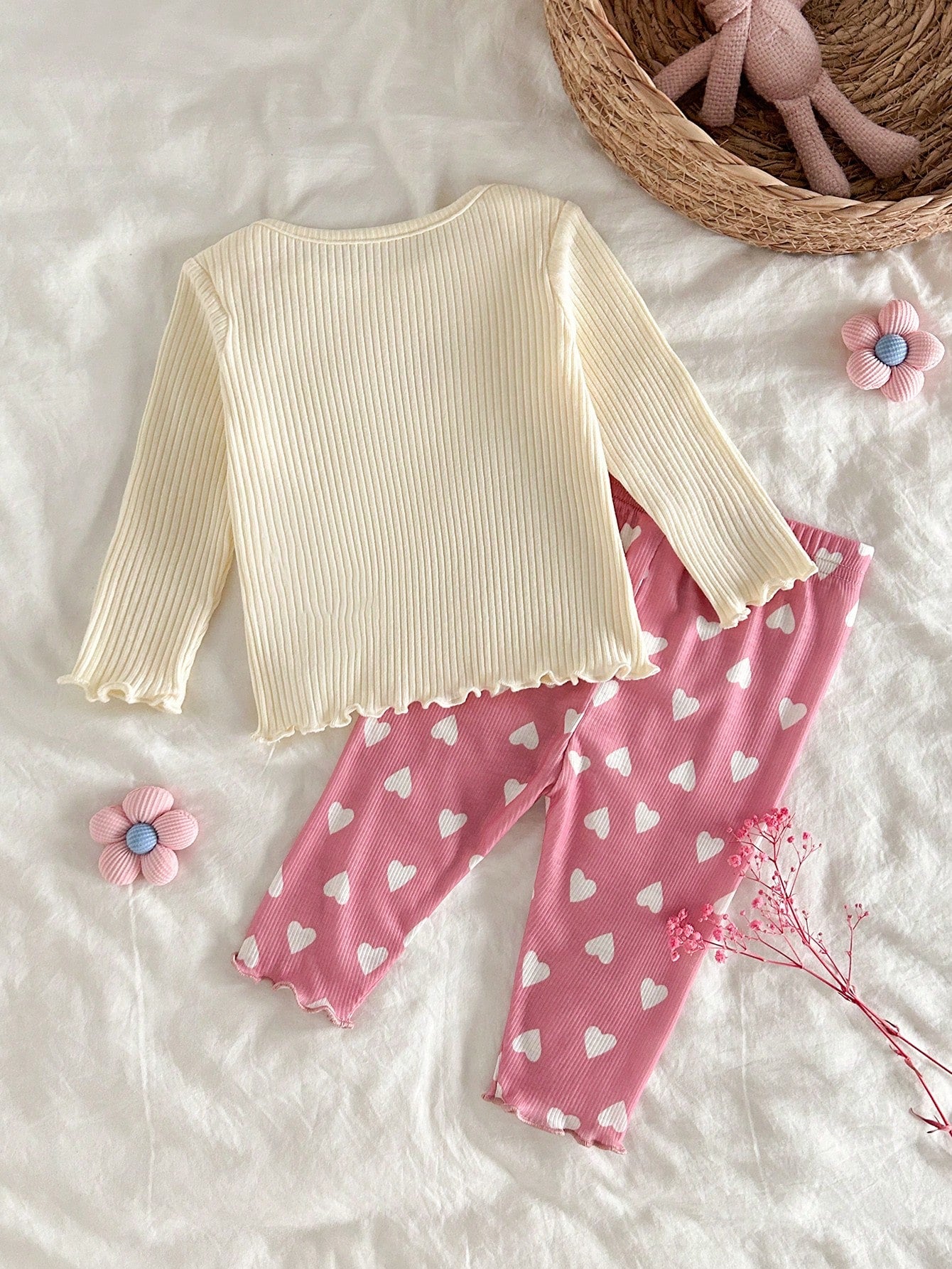 Cozy Pixies Newborn Baby Girl Heart Pattern Knit Soft Crew Neck Long Sleeve Pullover Top And Elastic Waist Pants 2-Piece Set