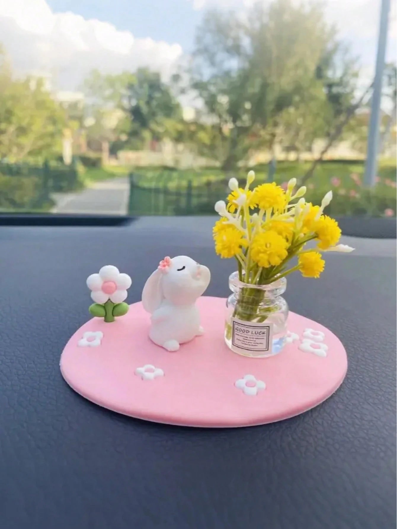 Creative Cute Daisy & Four-Leaf Clover Coaster, Decorative Accessory Mini Car/Desktop Ornament, Adorable Rubber Rabbit & Cat Car Decor, Mini Vase With Cute Animal Figurine, Suitable For Car Interior D