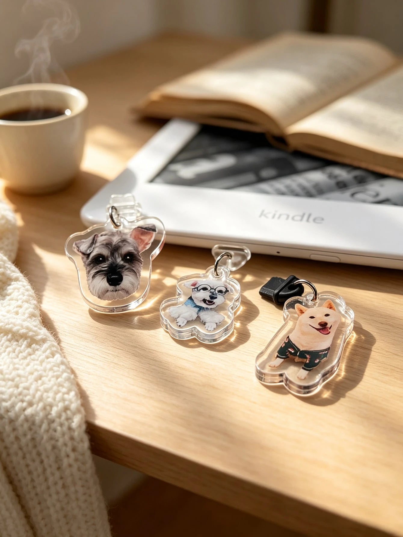 Customized Kindle Photo Charm, Personalized Cute Pet Phone Charm, USB Charm, Mini USB Dust Plug, Kindle Accessories, Bookworm Gift, Housewarming Gift, Mother's Day Gift, Father's Day Gift, Gift For Mo