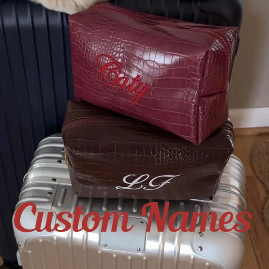 Customized Name Embroidered Makeup Bag, Real Leather Makeup Bag, Bridesmaid Gift, Wedding Party Gift, Embroidered Toiletry Bag, Women's Gift, Bride's Large Makeup Bag, Bridesmaid Proposal Gift 2026, T