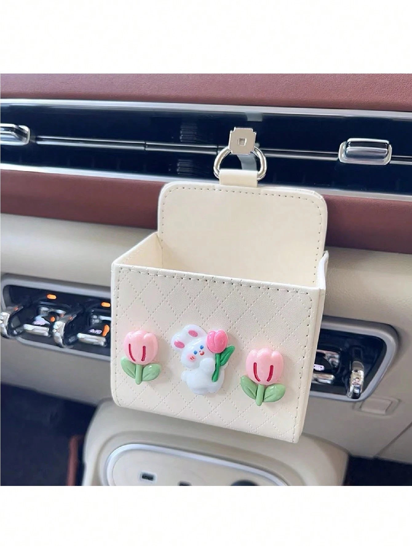Cute Car Air Vent Storage Pouch, Vehicle Phone Holder Organizer Pocket (Random Color Black Or White)
