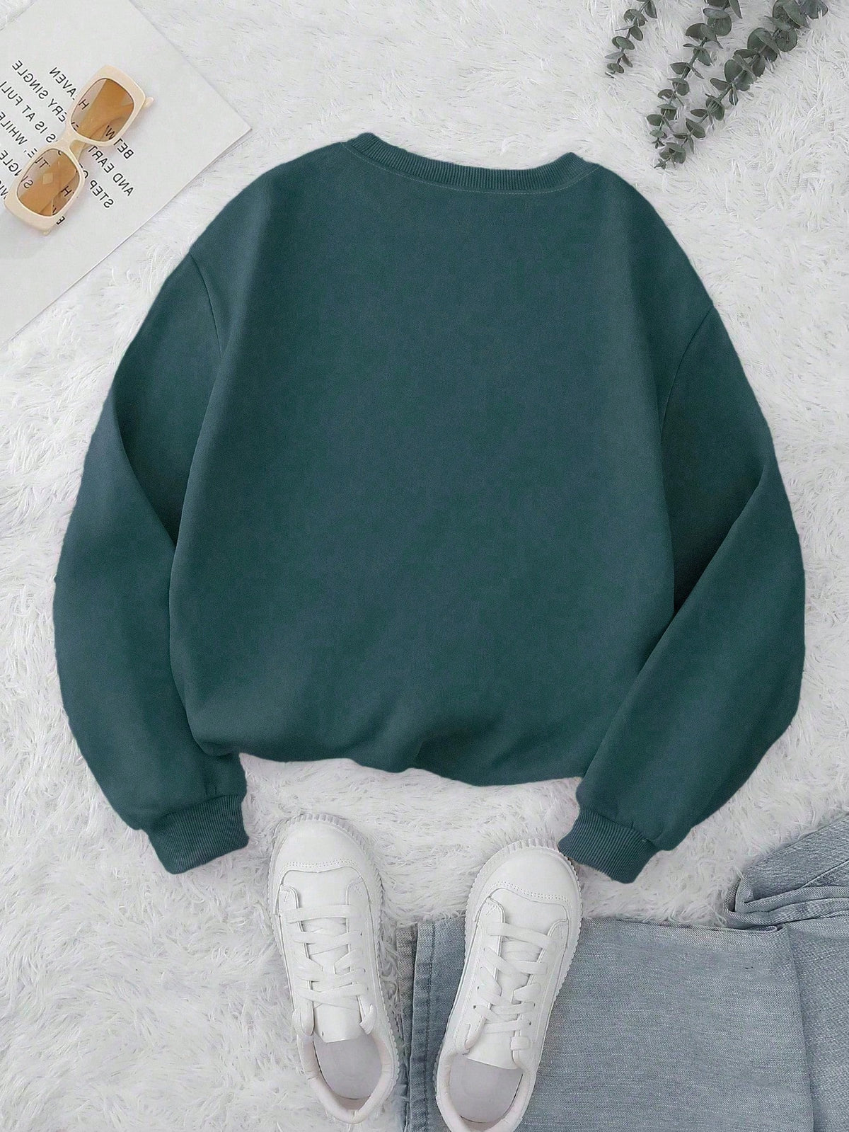 Dachshund Halloween Embroidered Sweatshirt Cute Dog Apparel Crew Neck Sweatshirt Horror Season Autumn Dog Shirt Dachshund Lover T-Shirt Dog Mom Shirt Women Hoodie