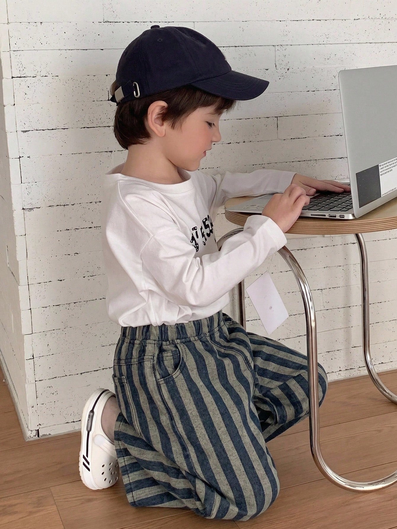 DAZY Straight Striped Loose Casual Cool Young Boys Pants
