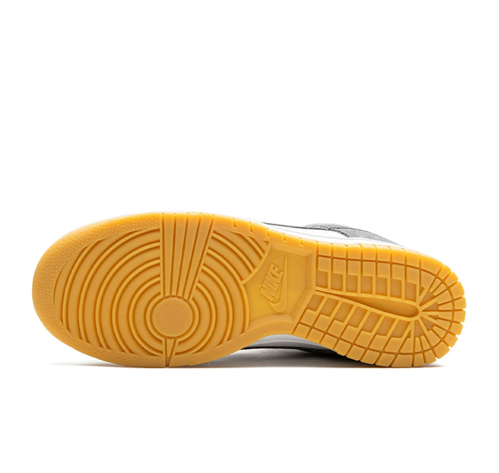Nike Dunk Low "Smoke Grey Gum 3M Swoosh"