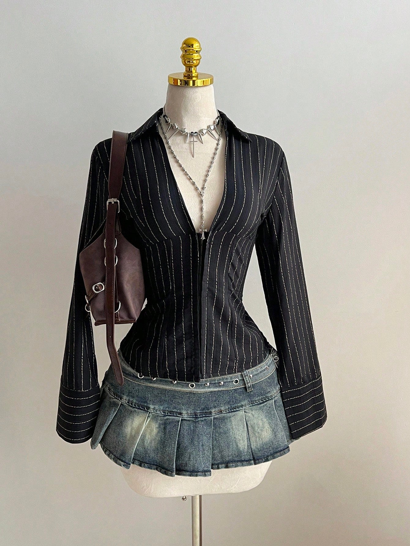 Elamini 1pc Black V-Neck Striped Collar Slim Fit Button-Up Long Sleeve Sexy Blouse For Commuting & Daily Wear, Winter