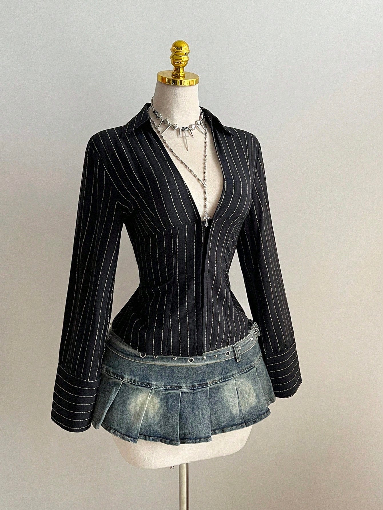 Elamini 1pc Black V-Neck Striped Collar Slim Fit Button-Up Long Sleeve Sexy Blouse For Commuting & Daily Wear, Winter