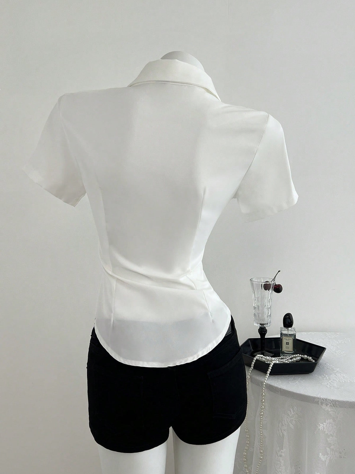 Elamini Front Embroidered Waist-Cinched Short Sleeve Women Blouse