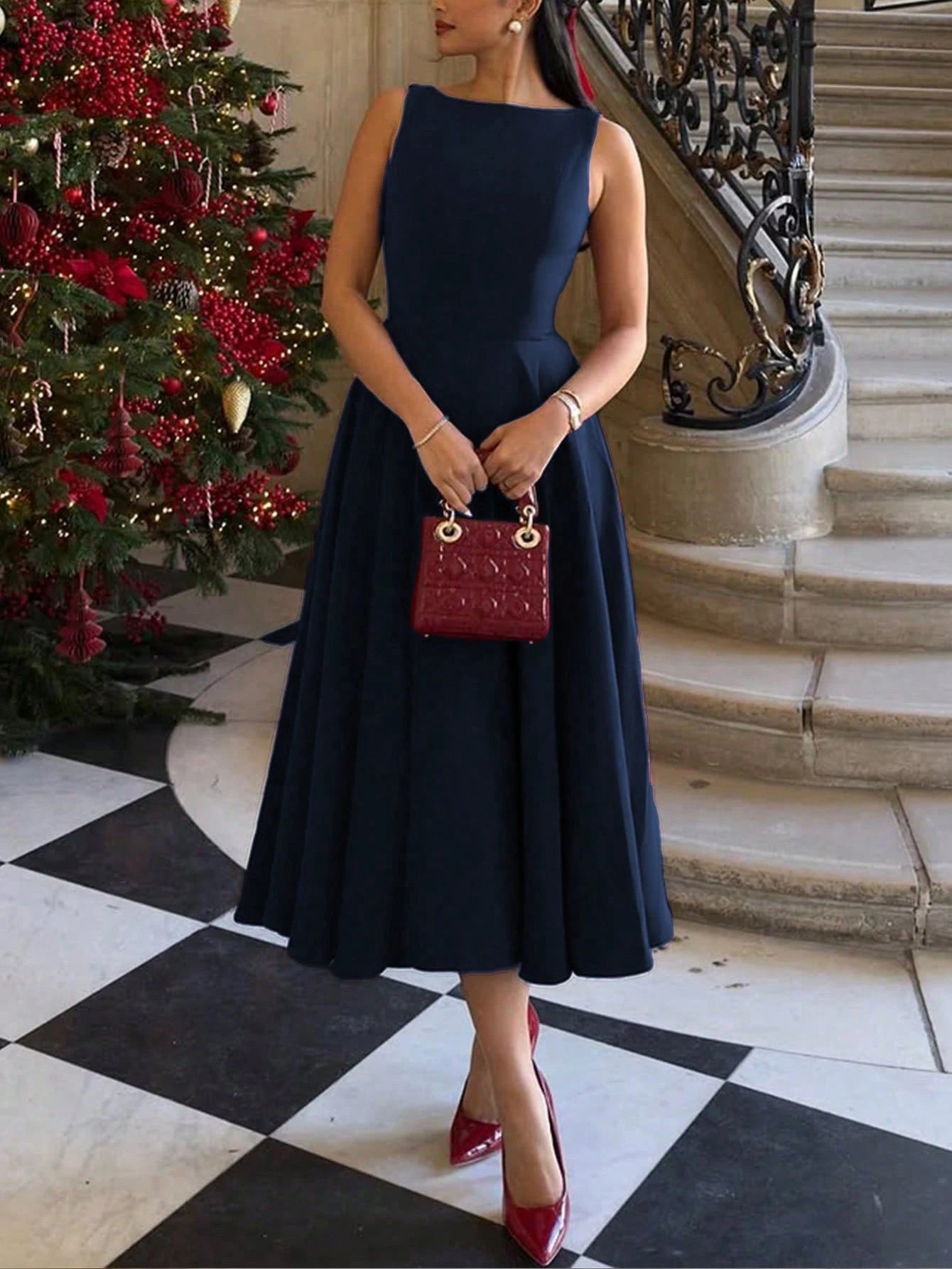 Elegant French Romantic Backless Hollow-Out Cinched Waist Sexy Charming Maxi Dress, Suitable For Christmas, Holiday Party, Date Summer