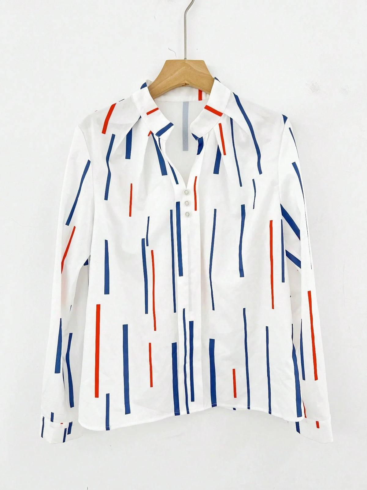 Elegant Long Sleeve Top With Red And Navy Striped Pattern, Machine Washable Non-Tight Fabric, Versatile Casual To Formal Wear For Spring And Autumn Vacation