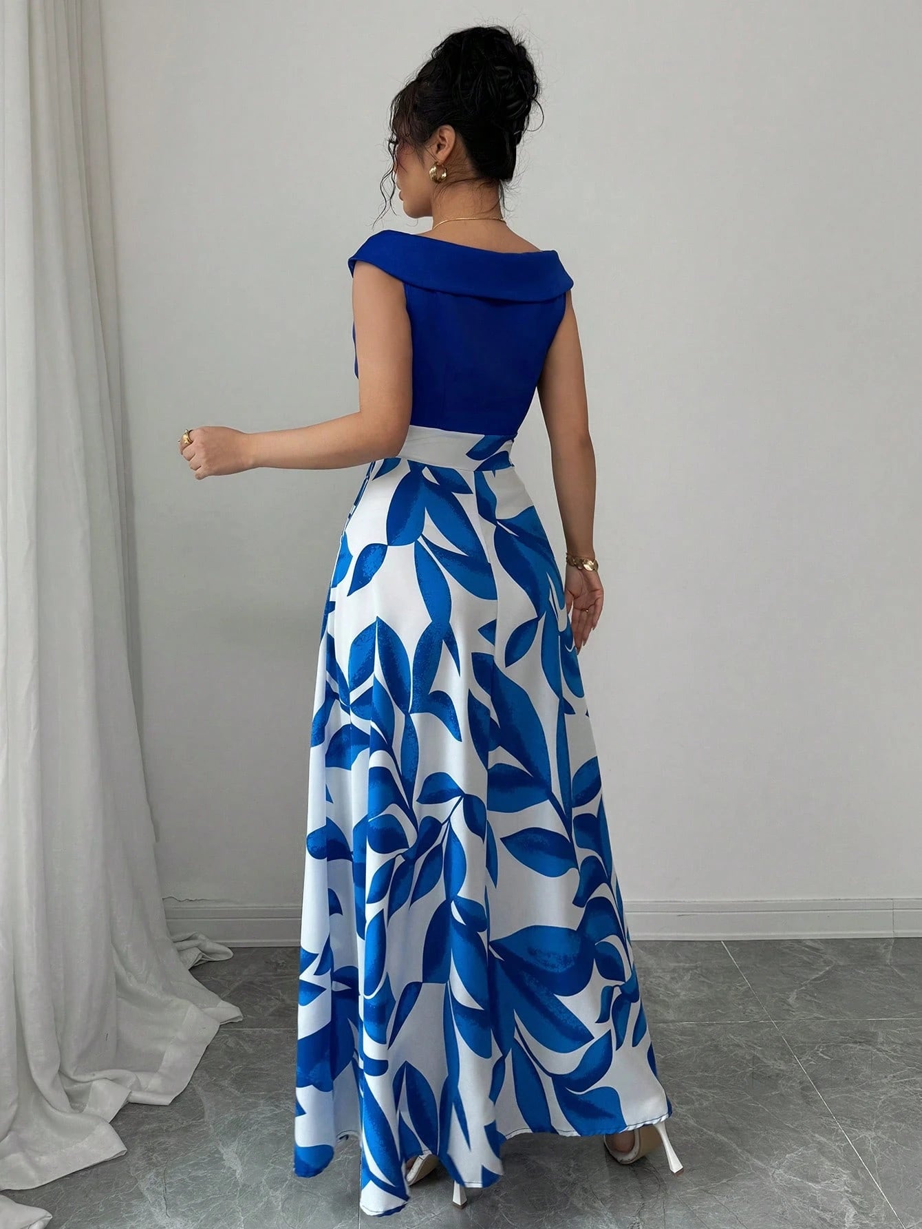 Elenzga Women's Casual Vacation Style Blue Printed Patchwork V-Neck Waist Flared Midi Dress