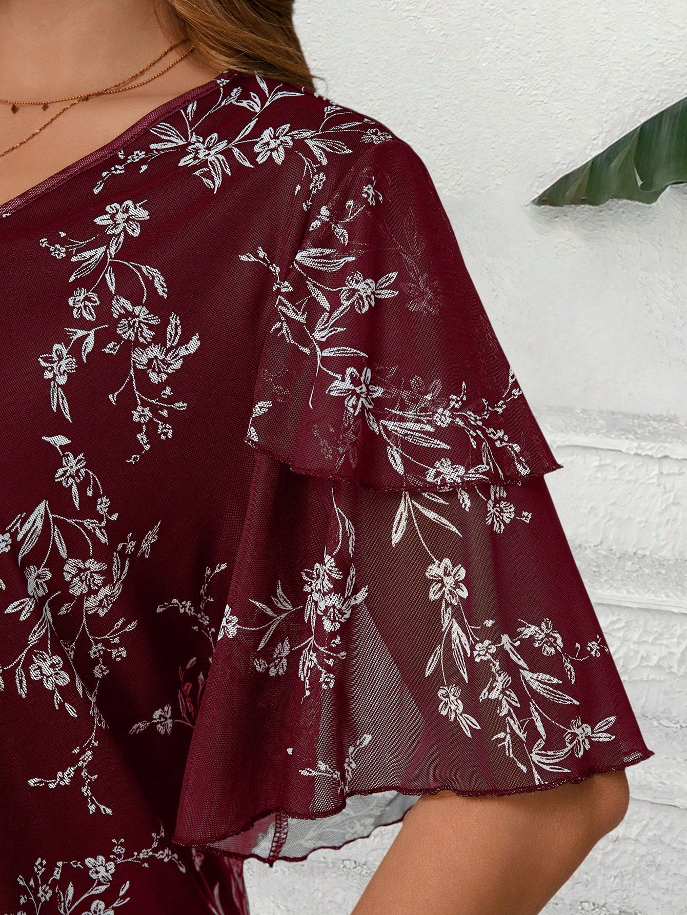 EMERY ROSE Plus Size Women Burgundy V Neck Short Sleeve Floral Print Ruffle Sleeve Loose Fit Tunic Top Blouse,Elegant Autumn Everyday Casual Wear,Bohemia Vacay