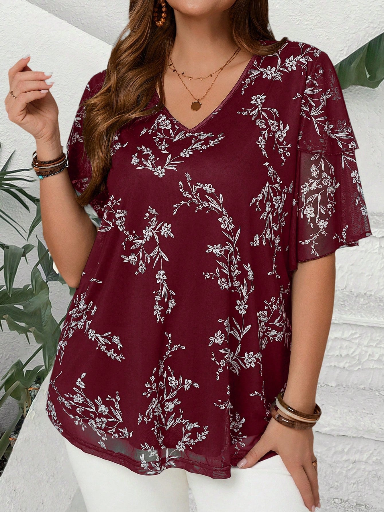 EMERY ROSE Plus Size Women Burgundy V Neck Short Sleeve Floral Print Ruffle Sleeve Loose Fit Tunic Top Blouse,Elegant Autumn Everyday Casual Wear,Bohemia Vacay