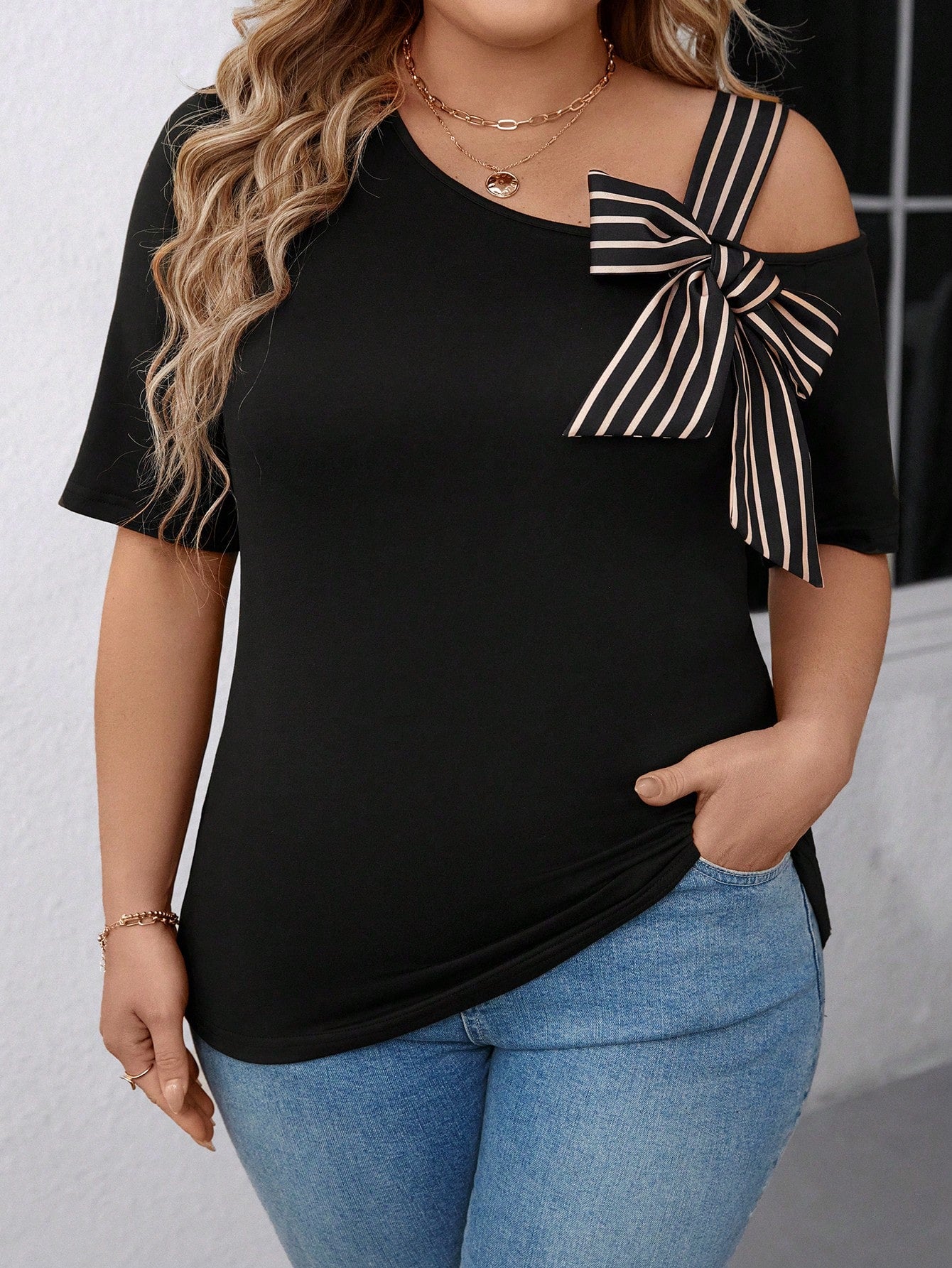 EMERY ROSE Plus Size Women's Plaid Bow Neck Asymmetric Shoulder T-Shirt, Suitable For Casual Outing, Holiday & Travel