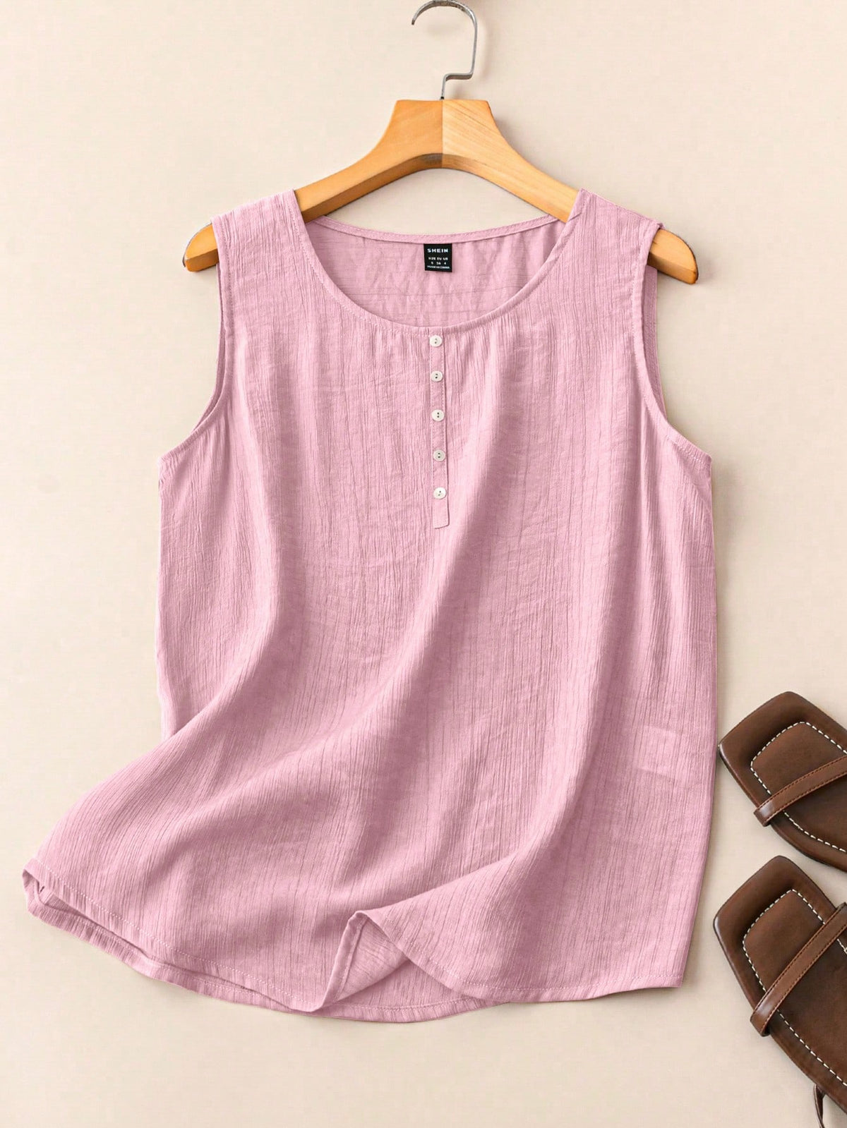 EMERY ROSE Women's Casual Button Decor Tank Top, Summer