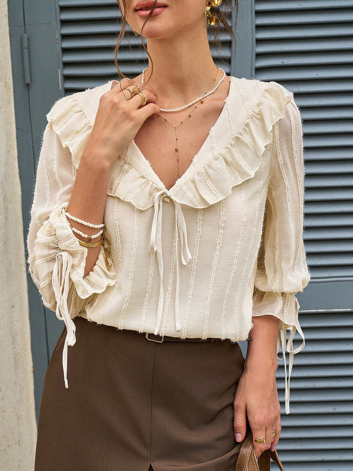 EMERY ROSE Women's Spring/Summer New Romantic Ruffle V-Neck 3/4 Sleeve Loose Blouse