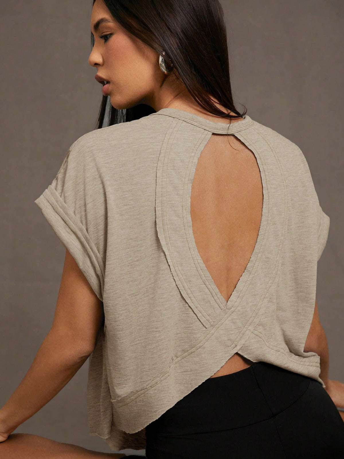 Essnce Women's Summer Hollow-Out Back Round Neck Batwing Short Sleeve Casual T-Shirt