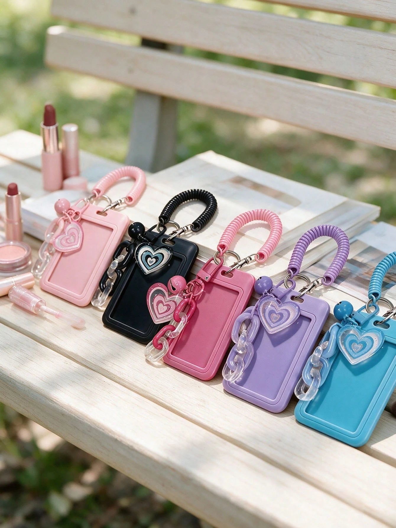 Exquisite Heart-Shaped ID Card Holder, Bell Heart-Shaped Hanging Card Sleeve, Card Holder, Retractable Plastic Spring Card Strap Keychain- Hard Card Sleeve, Work ID Protection Cover; No Induction Fun