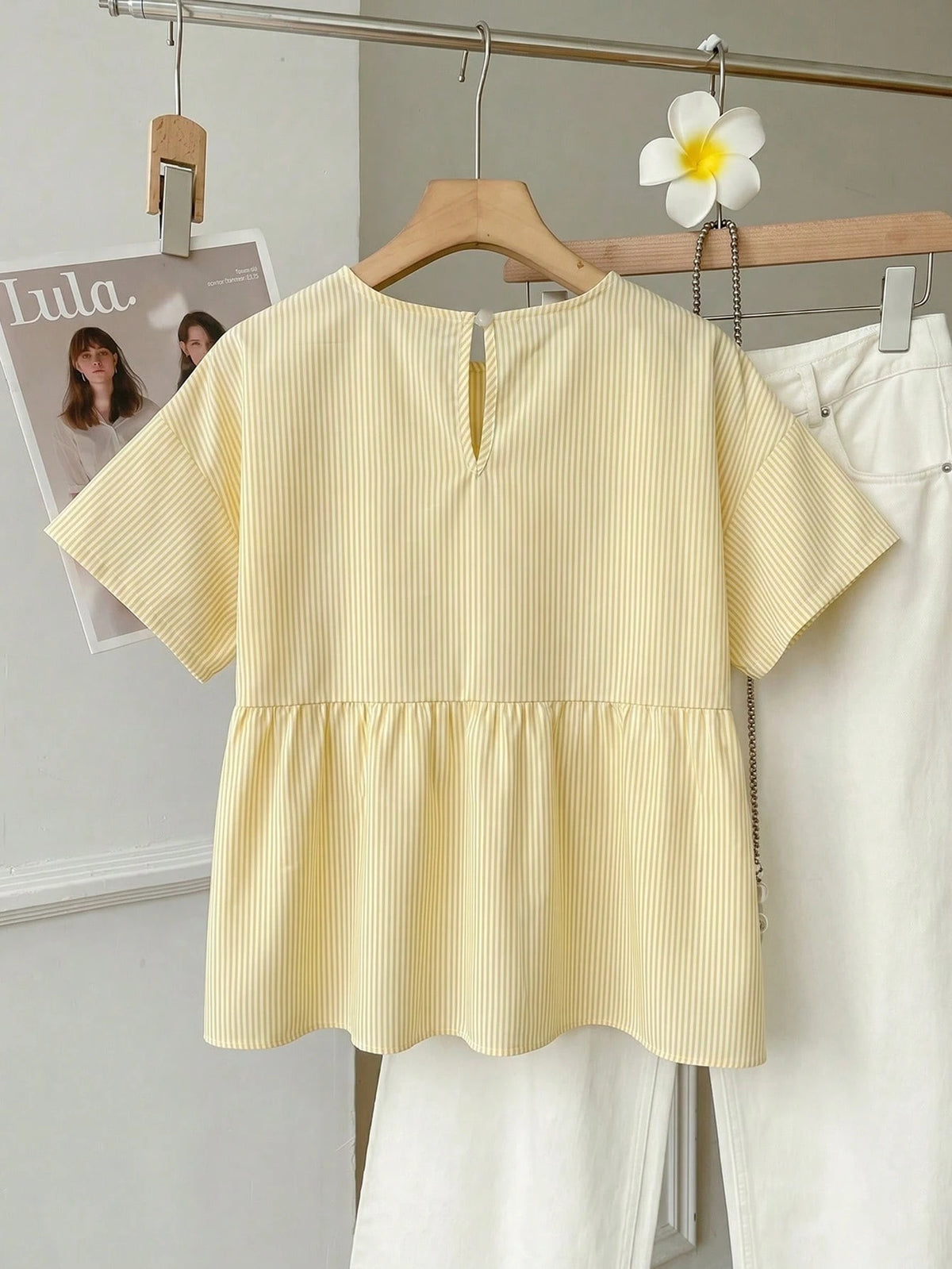 EZwear White Woven Women's Short Sleeve Shirt Picnic Summer Casual