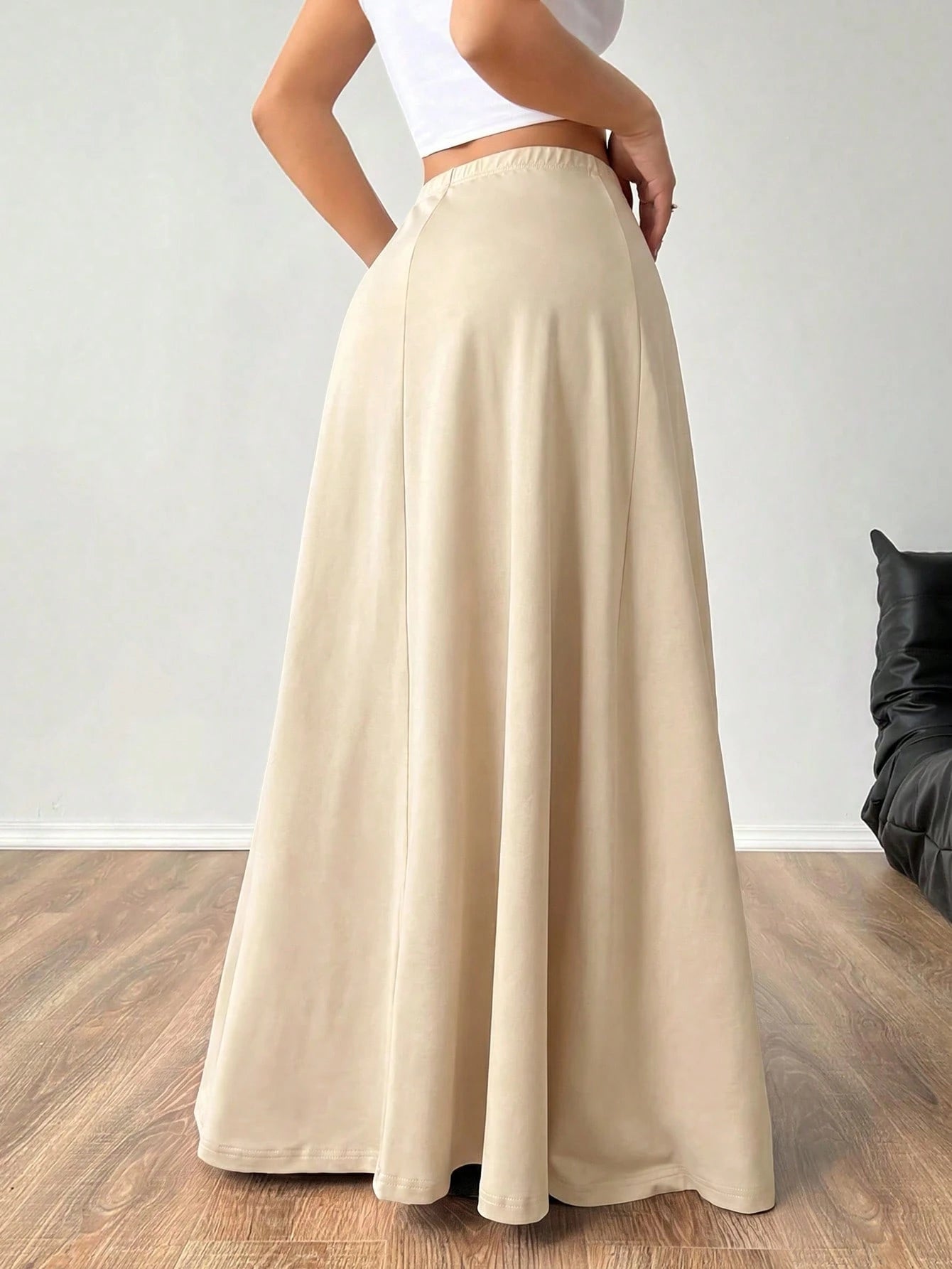 EZwear Women's Elastic Waist Solid Color Minimalist A-Line Long Skirt, Casual Asymmetric Fitted Natural Khaki Dress, Suitable For Spring/Autumn Daily Wear