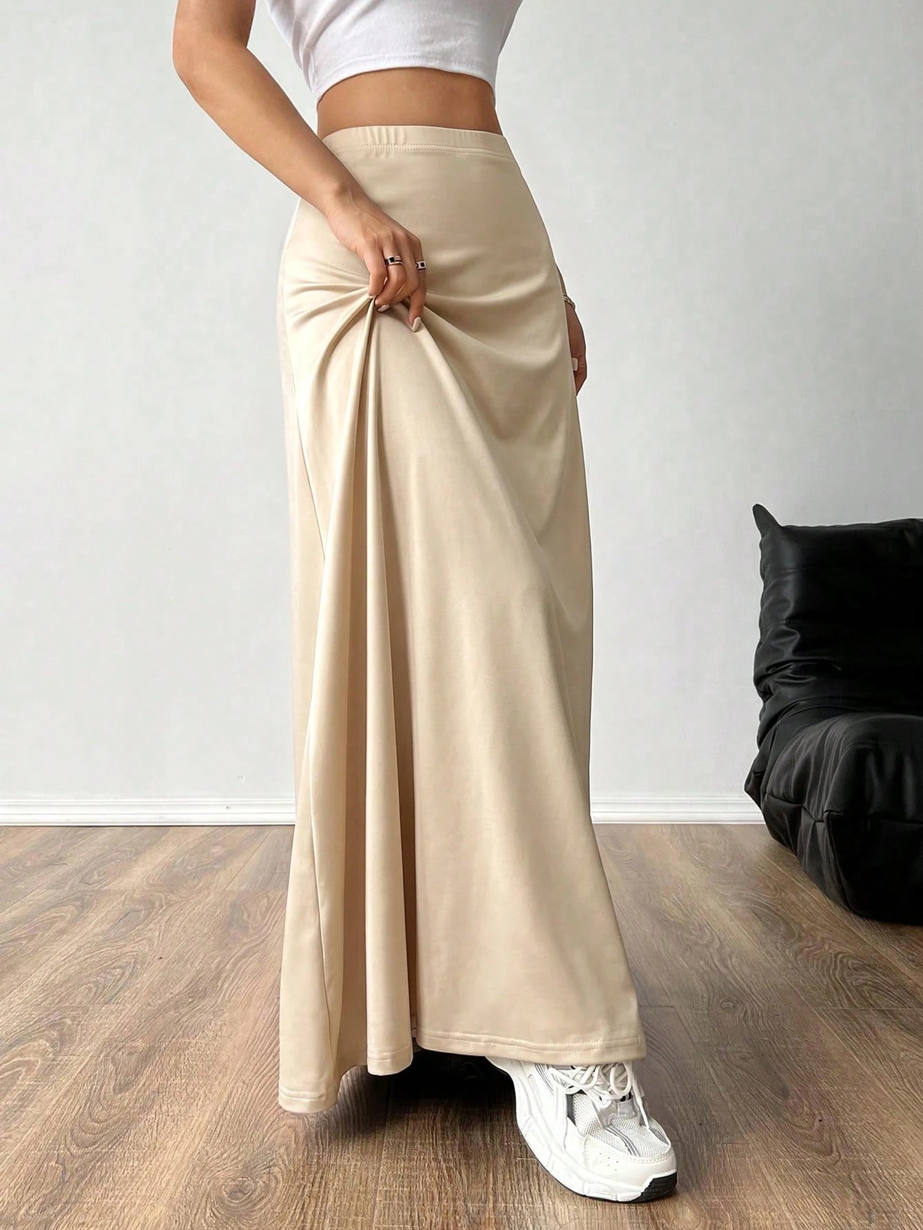 EZwear Women's Elastic Waist Solid Color Minimalist A-Line Long Skirt, Casual Asymmetric Fitted Natural Khaki Dress, Suitable For Spring/Autumn Daily Wear