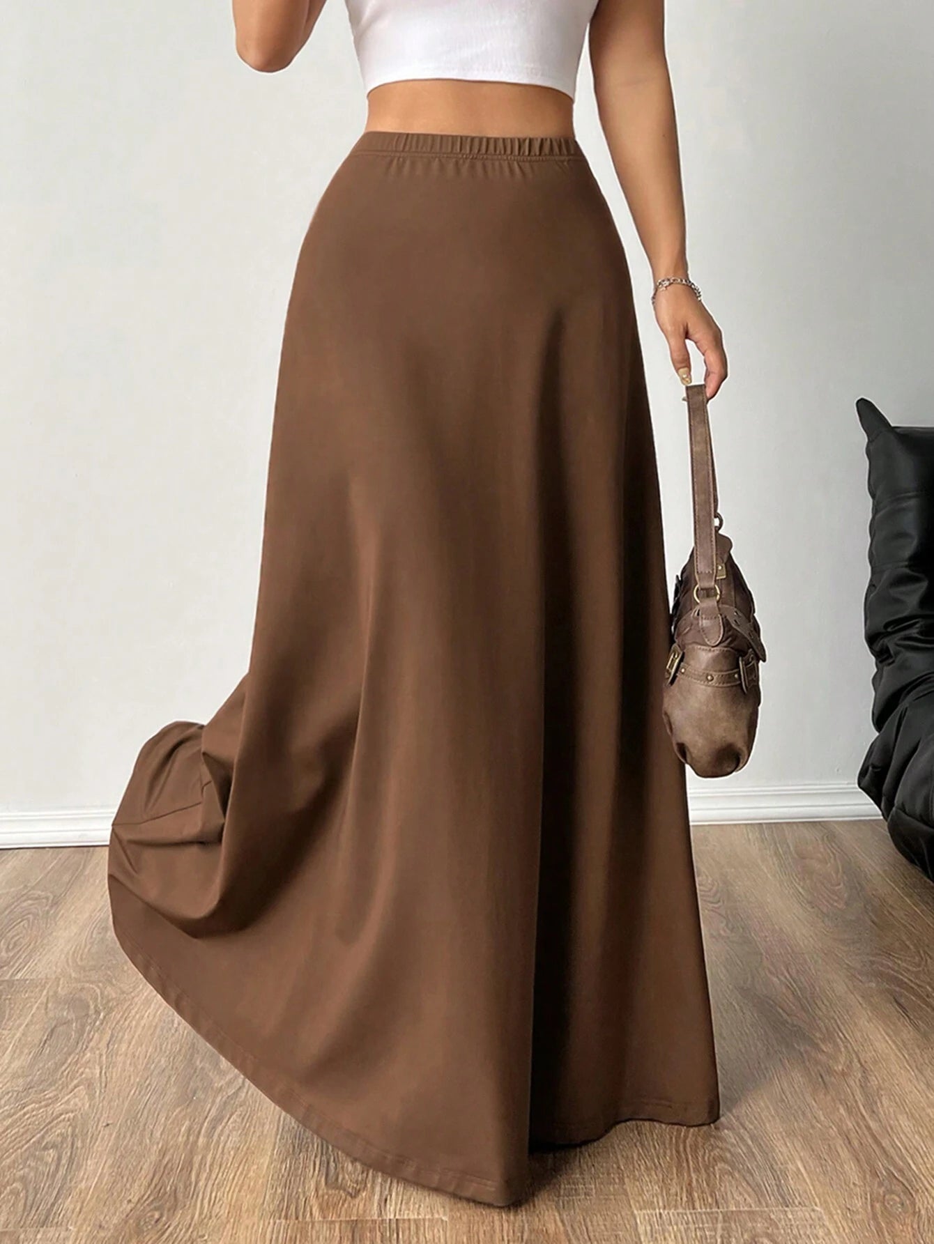 EZwear Women's Elastic Waist Solid Color Minimalist A-Line Long Skirt, Casual Asymmetric Fitted Natural Khaki Dress, Suitable For Spring/Autumn Daily Wear