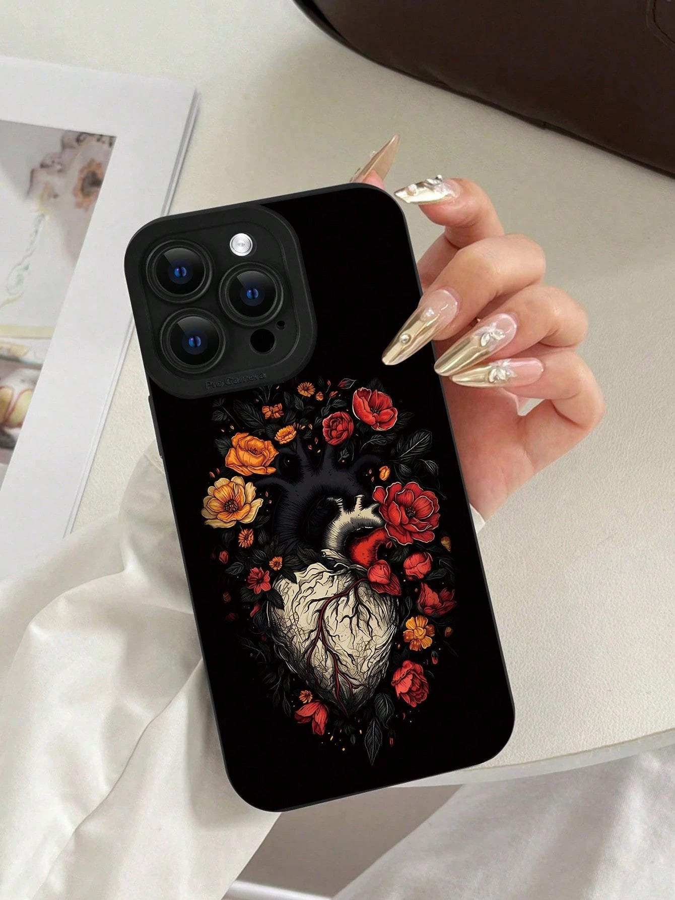 Fashionable Popular Personalized Anatomical Heart Floral Pattern Design Theme Luxury Shockproof Aesthetic Cute Phone Case With Lens Protrusion Protection Compatible With For IPhone 17/17Pro/17Pro Max