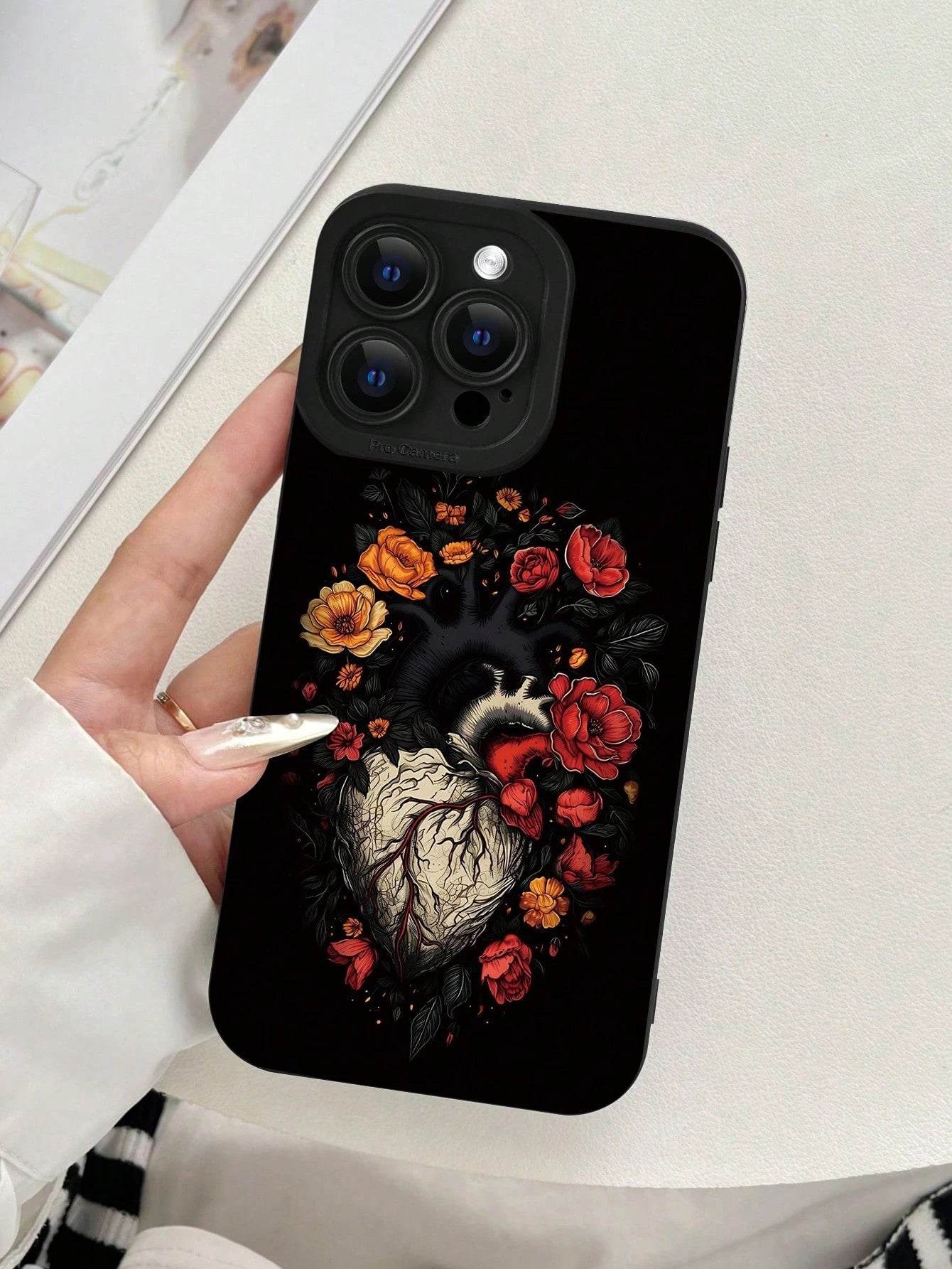 Fashionable Popular Personalized Anatomical Heart Floral Pattern Design Theme Luxury Shockproof Aesthetic Cute Phone Case With Lens Protrusion Protection Compatible With For IPhone 17/17Pro/17Pro Max