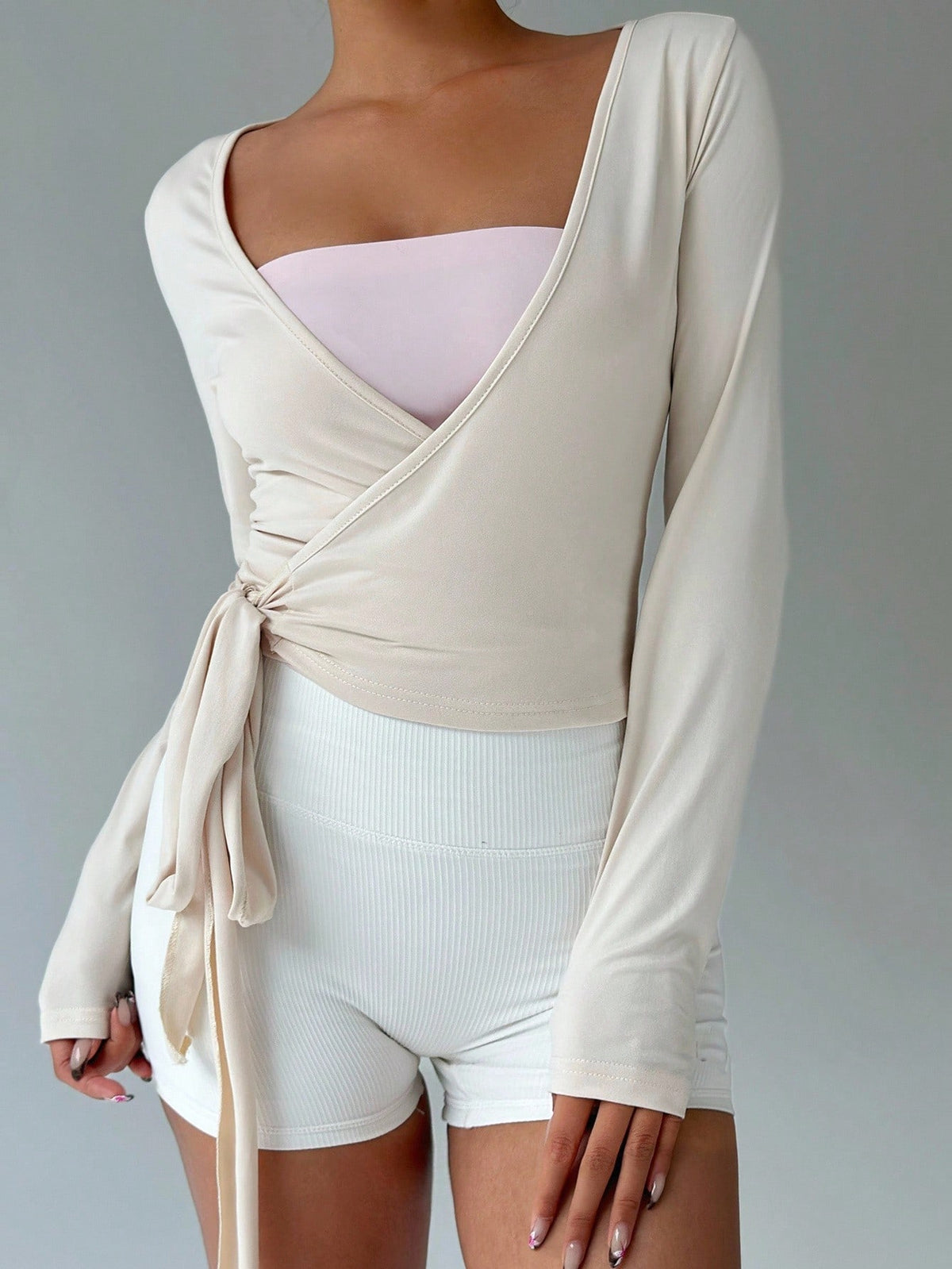 FavEase Women's Light Beige Yoga Sports Wrap Cardigan,Soft & Stretchy V-Neck Long Sleeve Cropped Fitted Tee,Summer Casual Workout Fashionable Minimalist Top