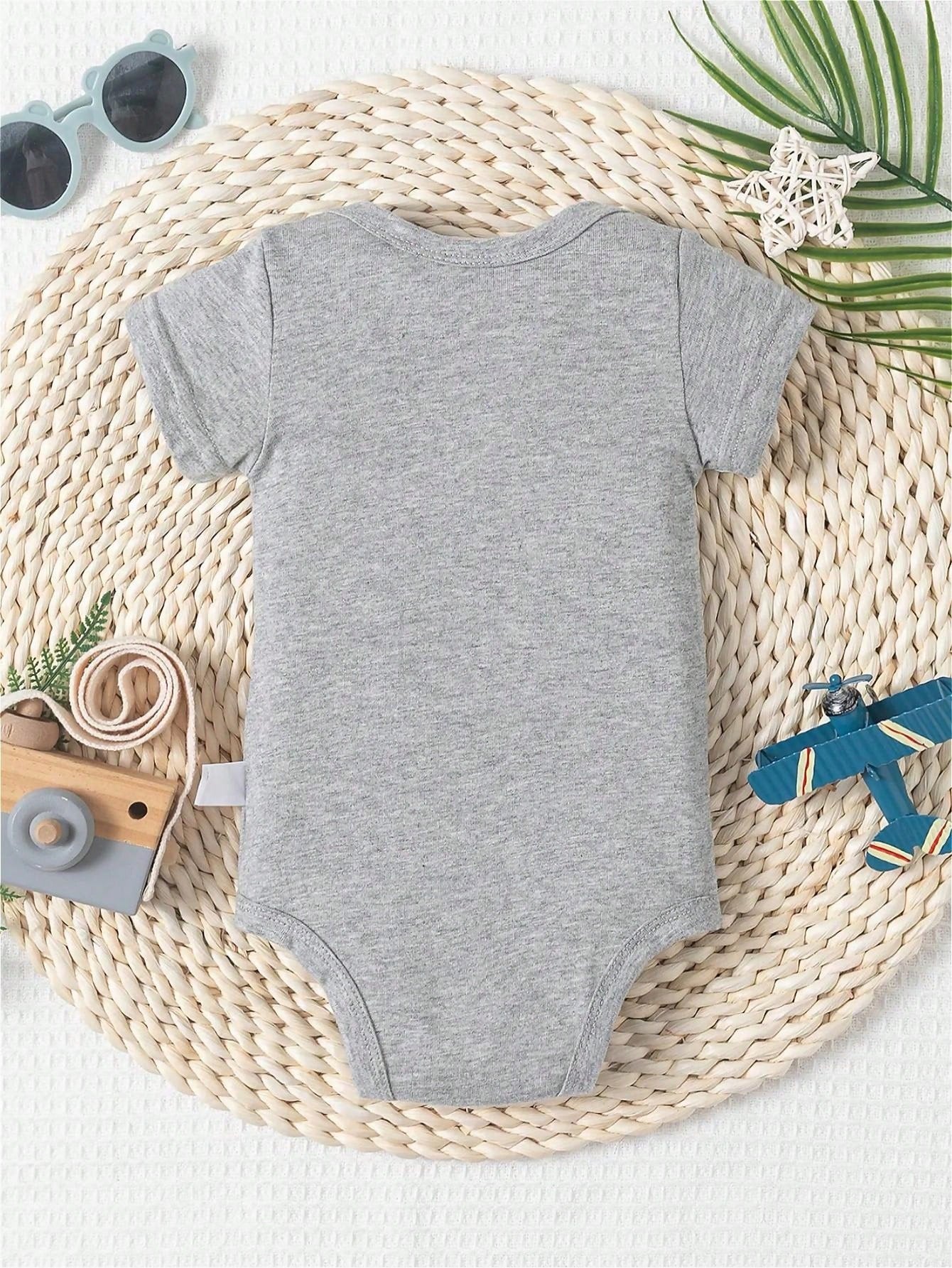 FEELING CUTE MIGHT THROW A TANTRUM LATER IDK Print Funny Baby Romper Casual Comfortable Short Sleeve Newborn Clothes Cotton Fashion Triangle Jumpsuit