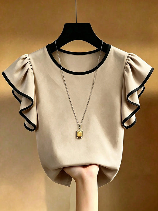 Franclia Black And White Contrast T-Shirt Made Of Skin-Friendly Elastic Fabric, Comfortable To Wear. Round Neck With Contrast Trim, Simple Yet Elegant; Flutter Sleeve Design Adds A Gentle And Yo