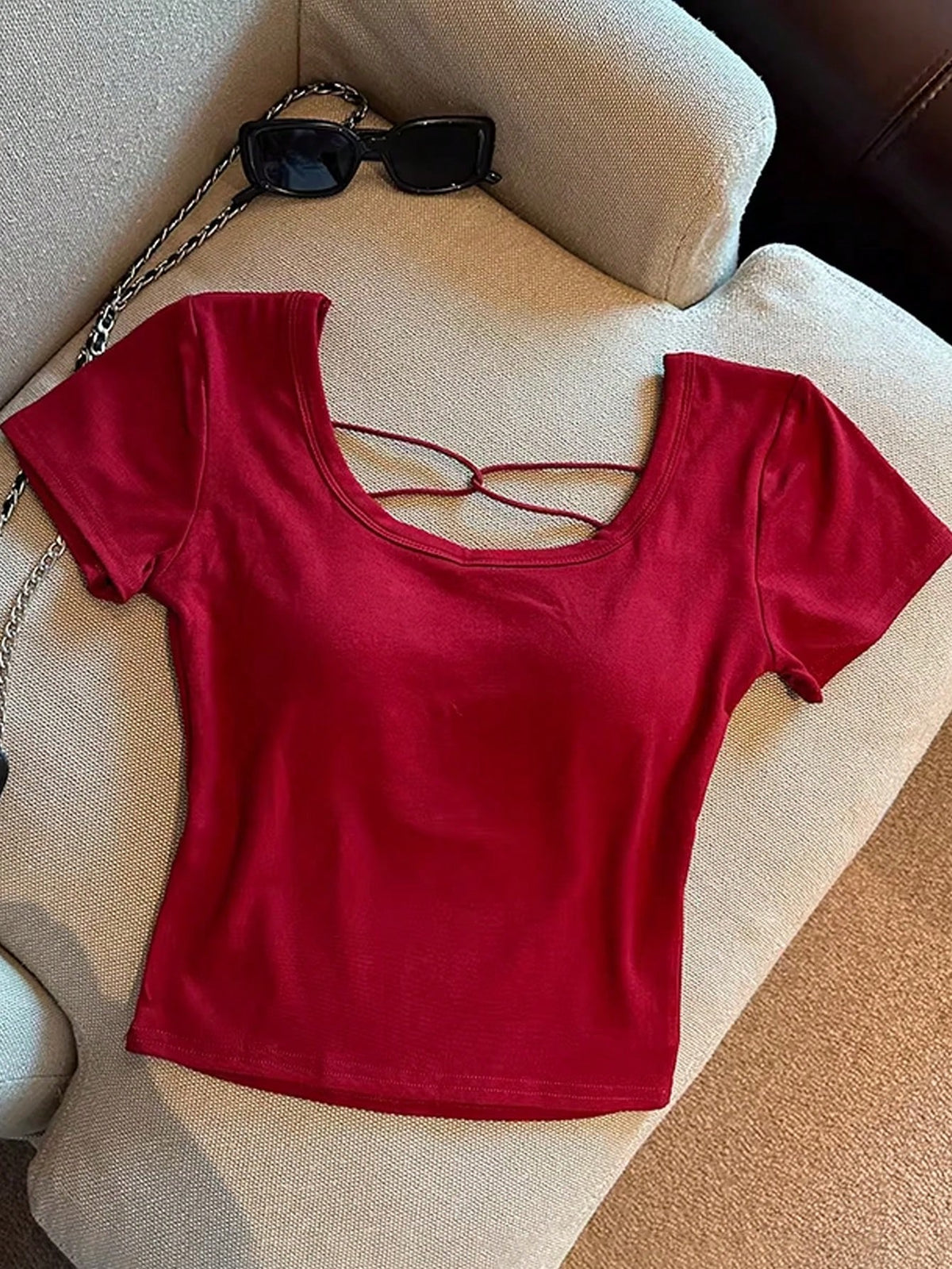 Franclia Hollow Out Back Padded Short Sleeve T-Shirt