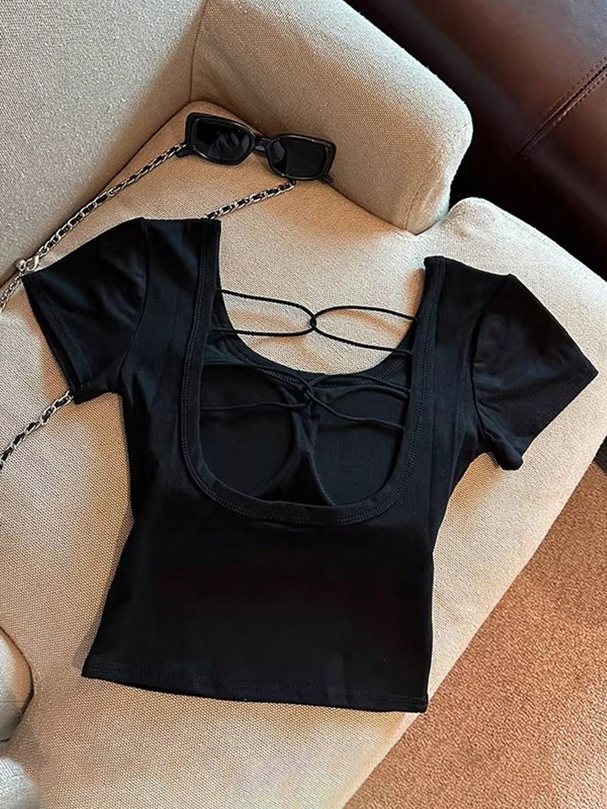 Franclia Hollow Out Back Padded Short Sleeve T-Shirt