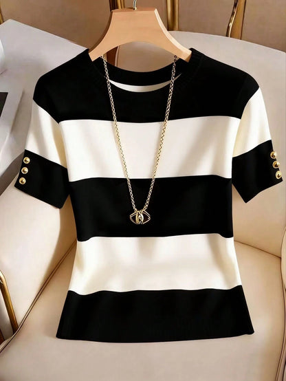 Franclia Plus Size Women Round Neck Color Block Casual Everyday T-Shirt