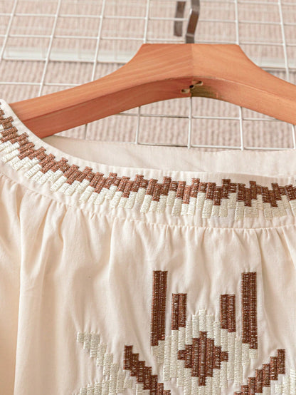 Franclia Retro Heavily Embroidered Half Sleeve Crew Neck Casual Shirt