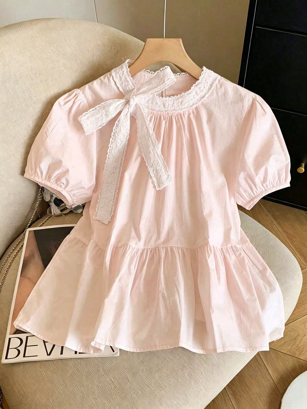 Franclia Women's Elegant White Summer Tea Party Blouse,Ruffle Lace Bow Neck Babydoll Top,Cute Puff Short Sleeve Puffed Detail Blouses