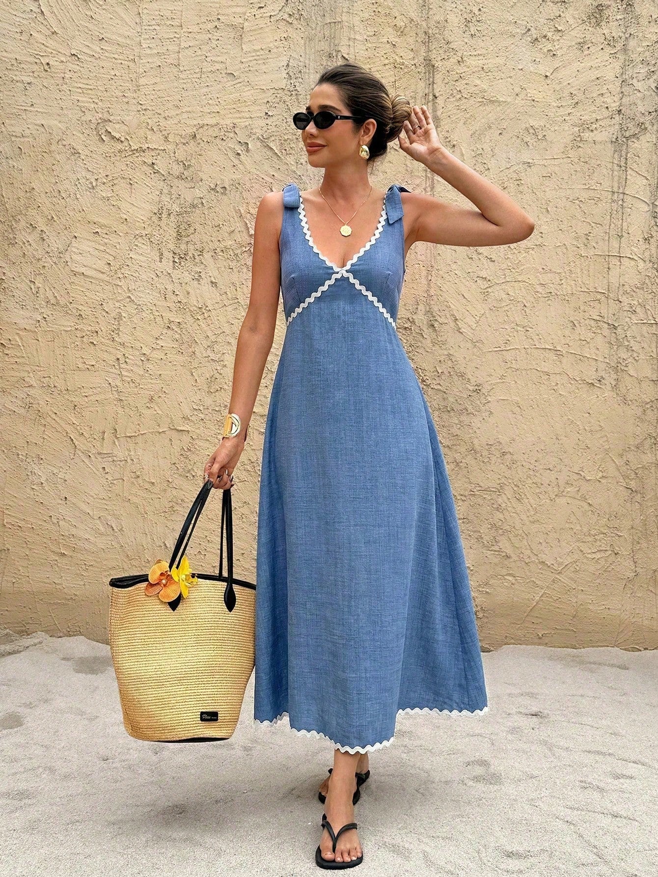 Frenchy Women's Vacation Sleeveless Casual Mid-Length Dress With Knot Detail,Summer Dresses For Women