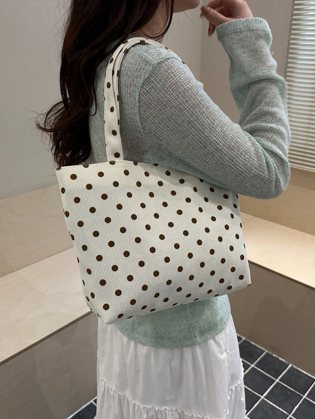 FRIFUL Spring/Summer New Polka Dot Tote Bag, Large Capacity Cute Girl Shoulder Cloth Bag, Handbag, Portable Mini Style, Corduroy Material, Polka Dot Print Decoration