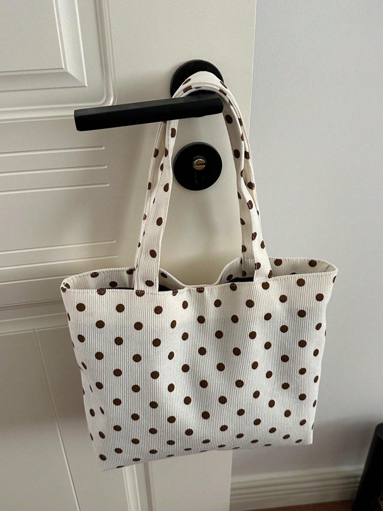 FRIFUL Spring/Summer New Polka Dot Tote Bag, Large Capacity Cute Girl Shoulder Cloth Bag, Handbag, Portable Mini Style, Corduroy Material, Polka Dot Print Decoration