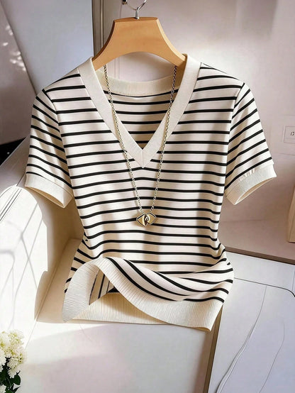 GlowEve CURVE Plus Size Women's Summer T-Shirt, Casual Beach Business Office Vacation Striped V-Neck Short Sleeve Top