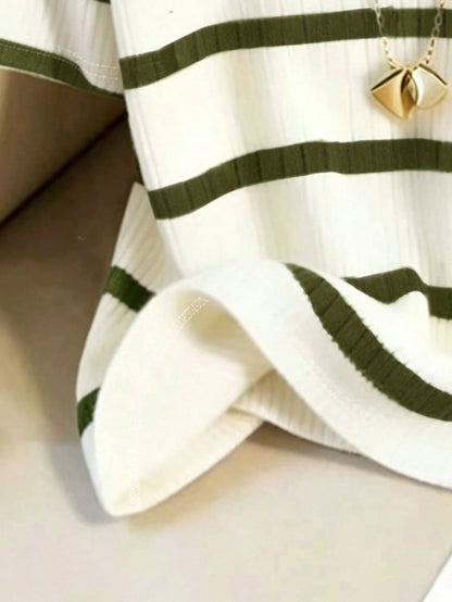GlowEve CURVE Women's Summer Fashion Casual Elegant Classic Striped Plus Size T-Shirt