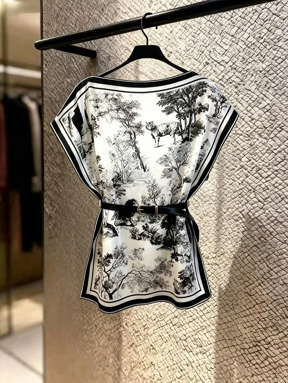 GlowEve Women's Elegant Ink Painting Black And White Two Pieces Set,Batwing Sleeve Loose Blouse Plus Summer Lounge Set,Office Printed Tops Everyday Wear
