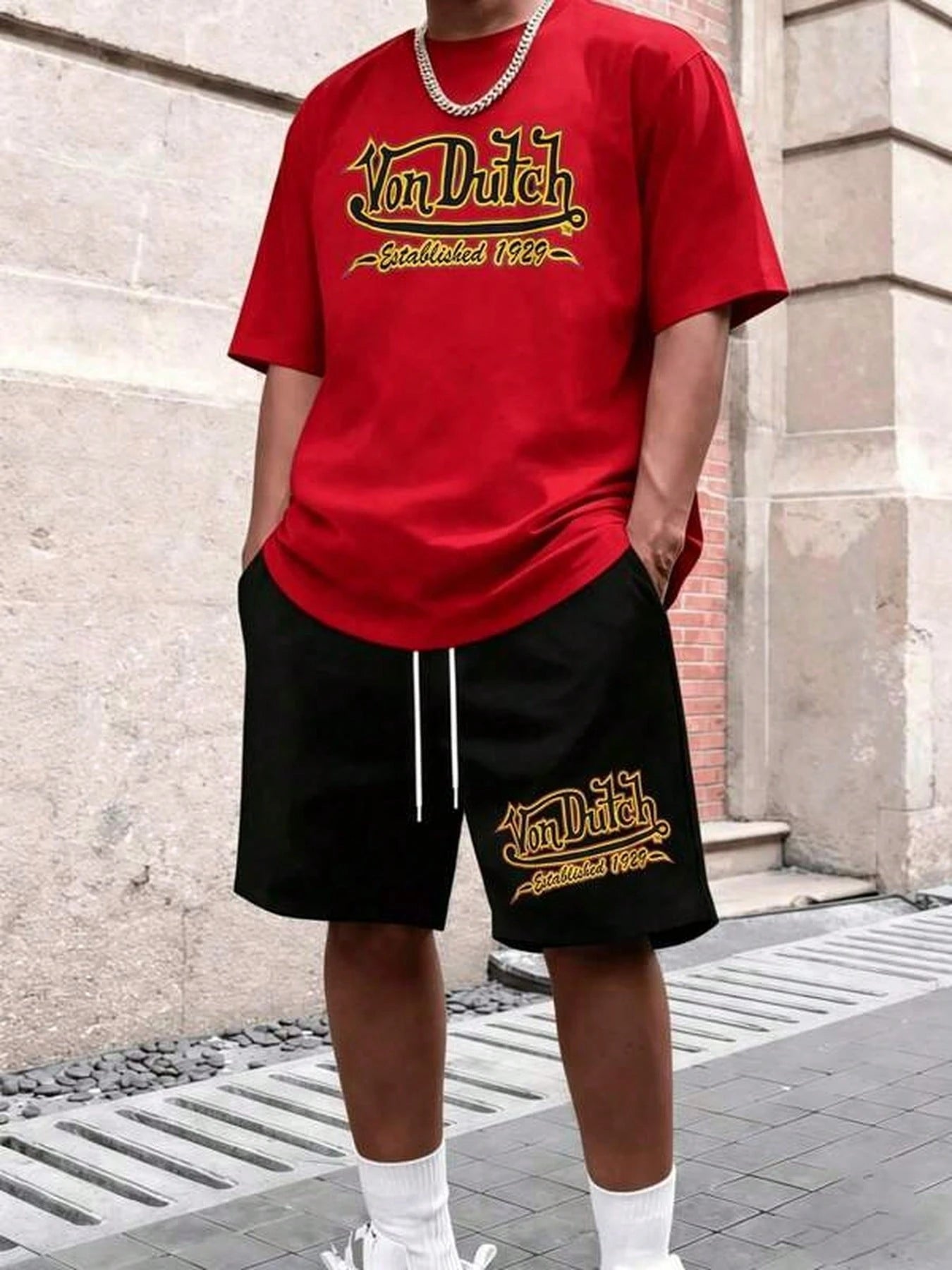 Golden Vintage Lettering Graphic Represents Freedom Passion And Urban Attitude 2pcs Set Men's Short Sleeve T Shirt & Shorts Set