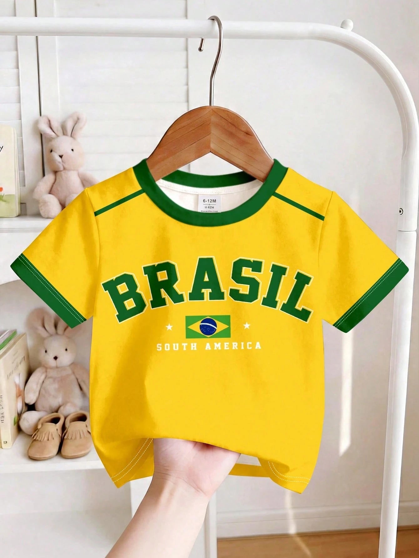 Happikins Casual Baby Girl Round Neck Short Sleeve Shirt With "Just A Girl Who Loves Her Daddy" Text, Suitable For Summer