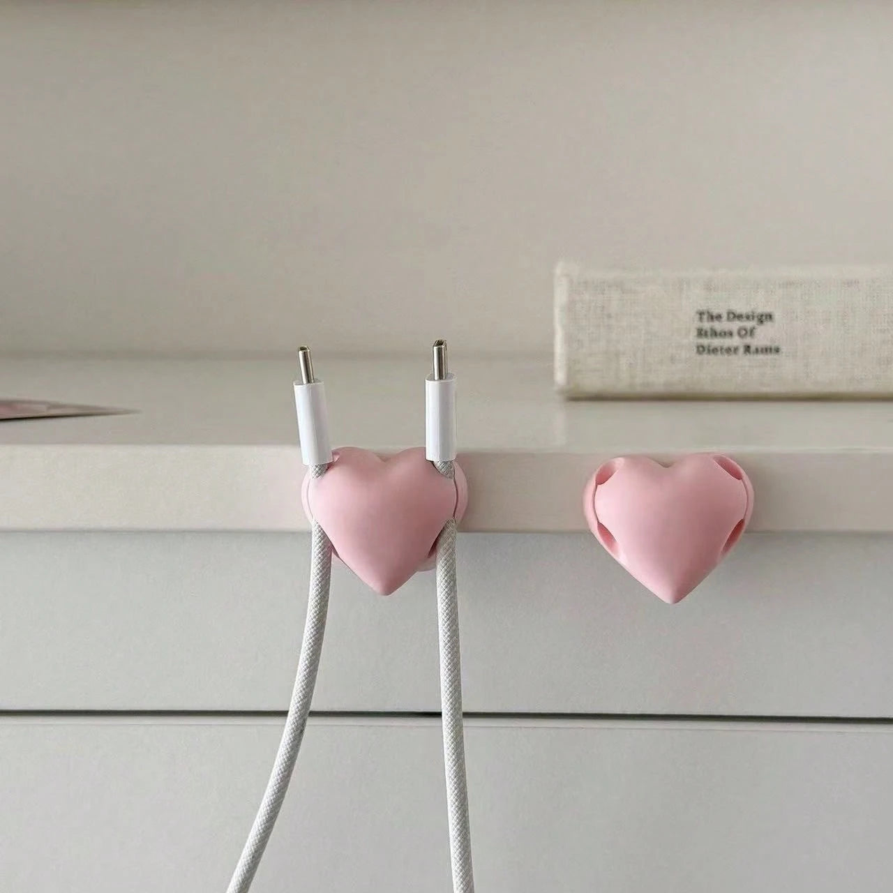 Heart-Shaped Data Cable Organizer, Dual Slot Desktop Adhesive Cable Management Holder, Self-Adhesive Heart Design Cable Storage Rack, Gift For Friends