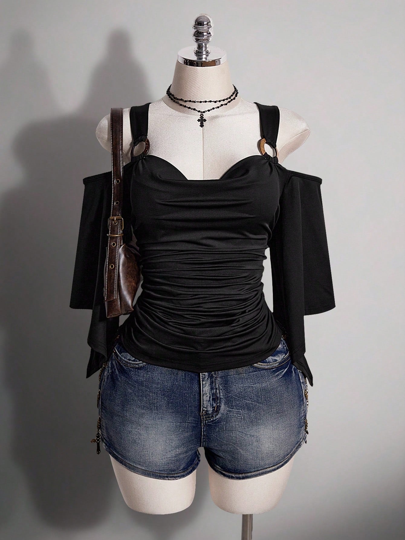 ICON Women's Plus Size Retro Traditional Sexy Goth Y2K Black T-Shirt, Coconut Shell Circle Ruffled Short Sleeve Gathered Waist Slim Fit Top, Summer Concert