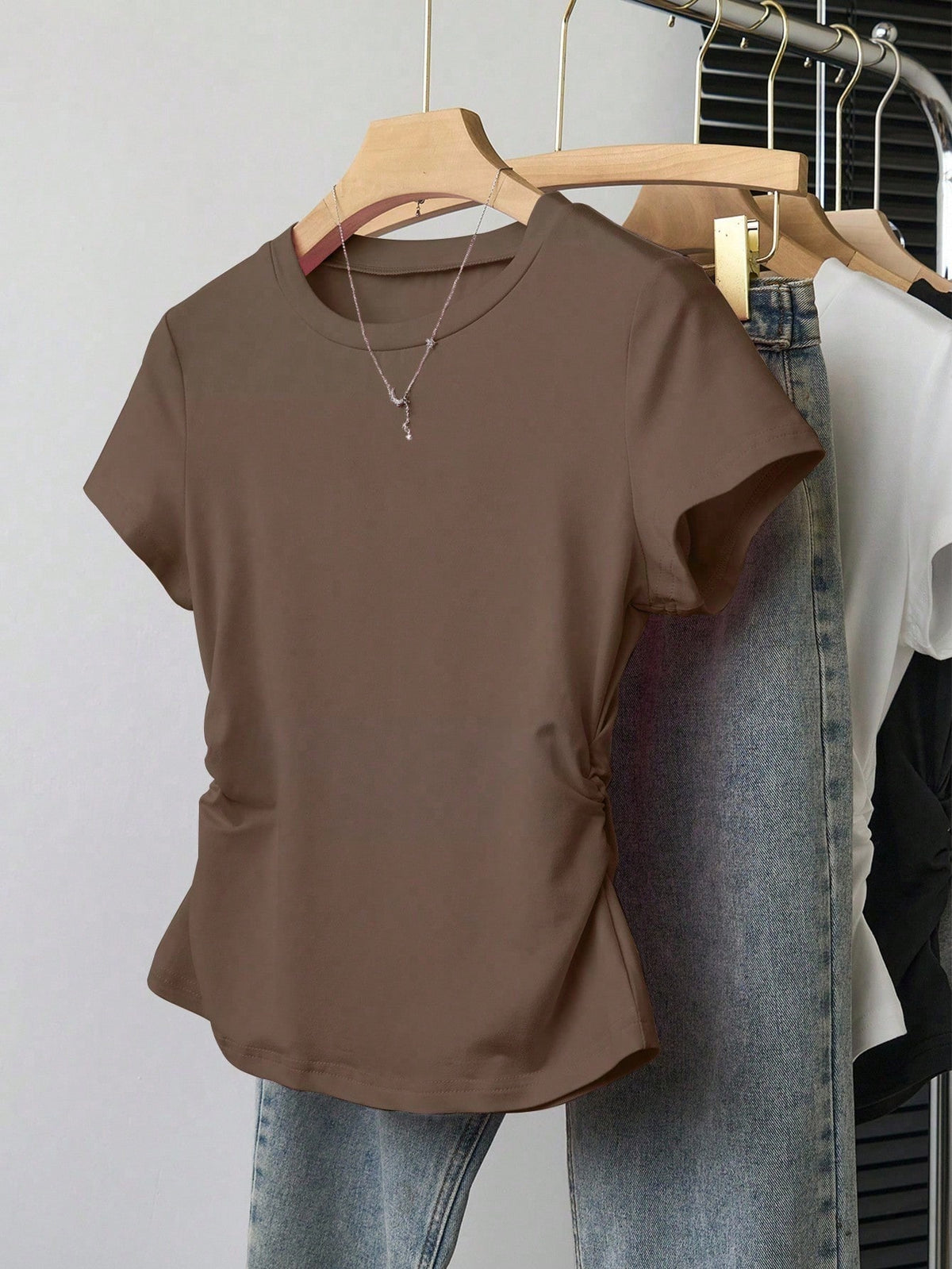 INAWLY Women's Casual Ruched Waist Fitted T-Shirt, Fashionable Versatile Design, Solid Color, Suitable For Daily Wear, Photography, Street Style